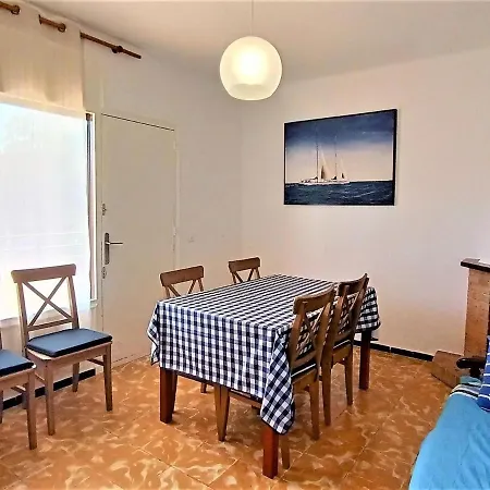 Girorooms Montserrat Appartement *