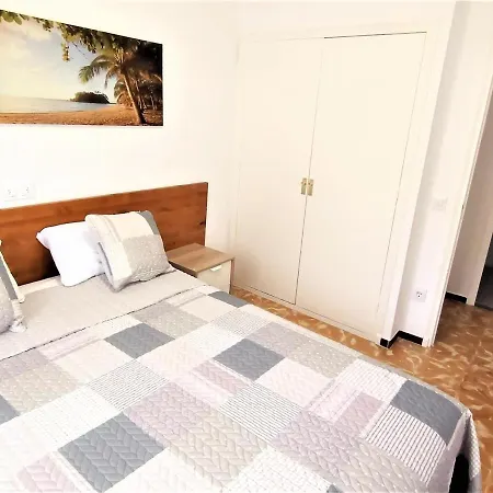 Girorooms Montserrat Apartamento