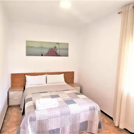 Apartment Girorooms Montserrat